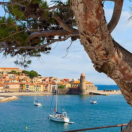 Duplex Calme Pres Des Commodites, - Fr-1-732-94